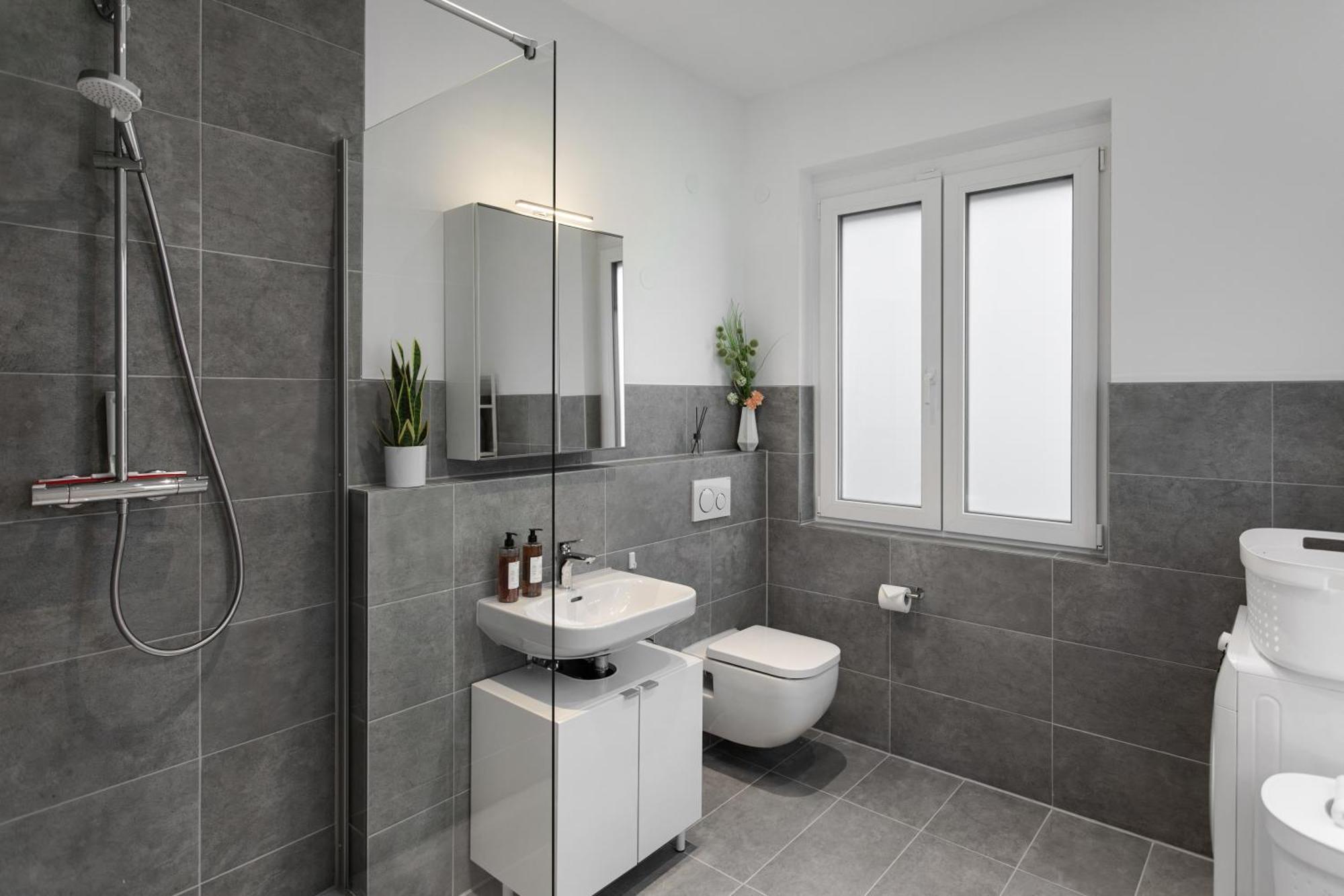 Rosenberg-Suites - Zentral, Stellplatz, Grosse Terasse, Business & Privat Heilbronn Eksteriør bilde